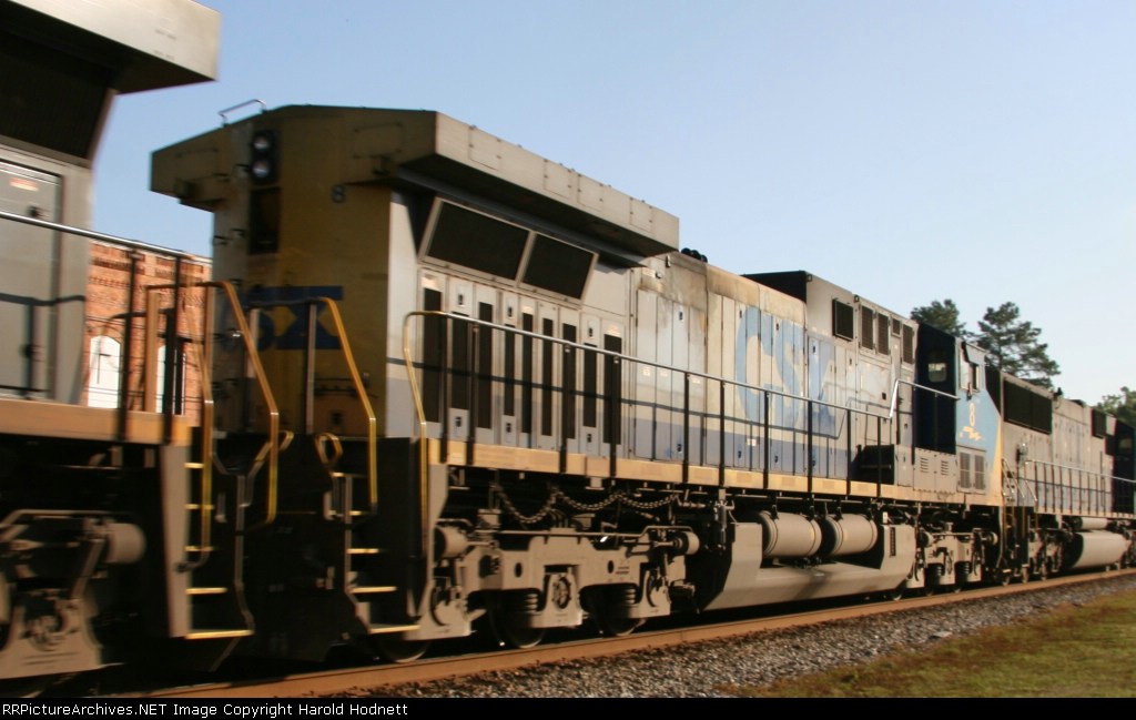 CSX 8 heads southbound in a train